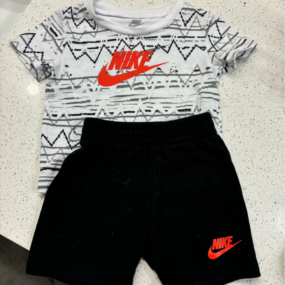 12 months 2 piece Nike dri fit outfit